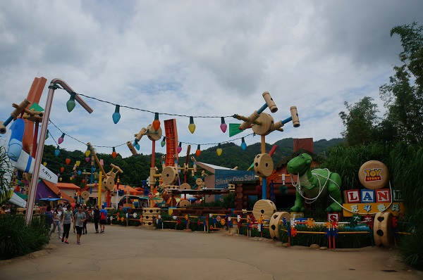 toy-story-land
