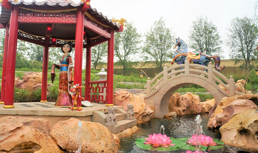 Voyage to the Crystal Grotto (Shanghai Disneyland – Fantasyland)