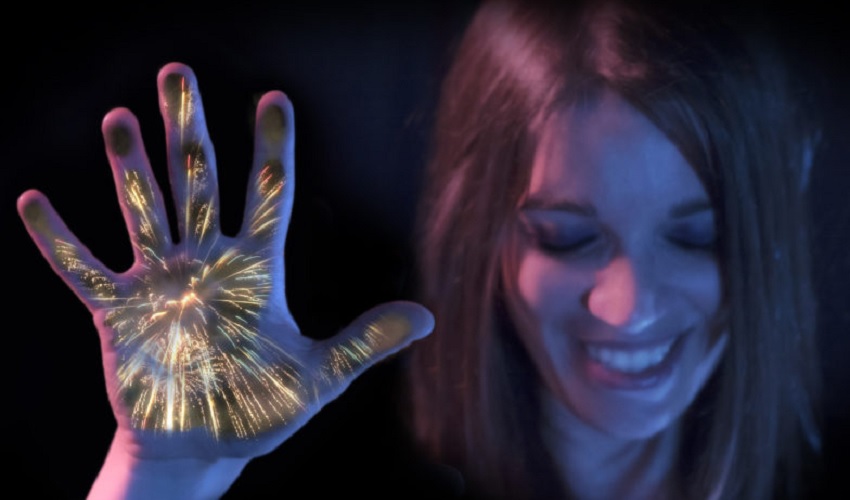 Disney cria tecnologia para deficientes visuais “sentirem” shows de fogos de artifício