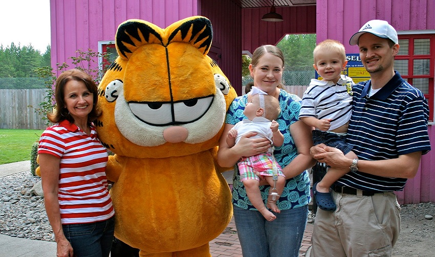Garfield será a estrela dos parques Six Flags na China